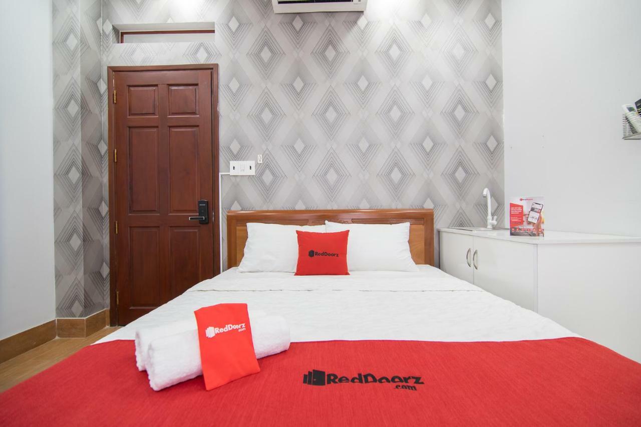 Reddoorz Plus @ Huynh Tan Phat Хошимин Екстериор снимка